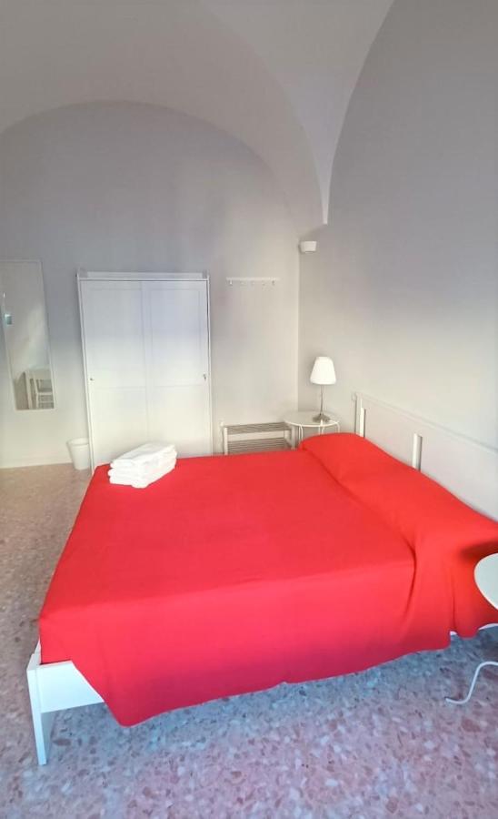 Tagghiate House Hotel Lecce Buitenkant foto