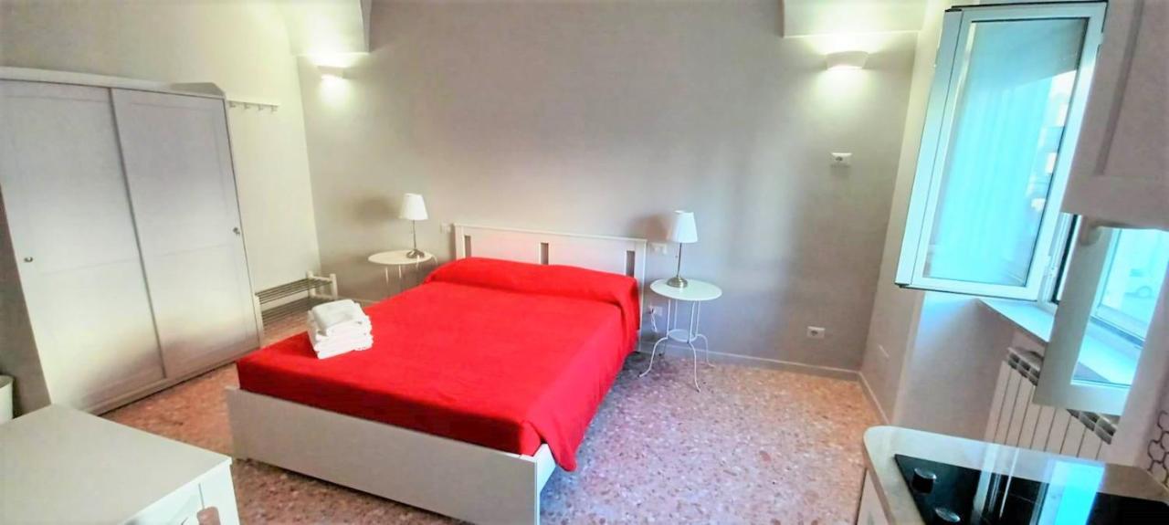 Tagghiate House Hotel Lecce Buitenkant foto